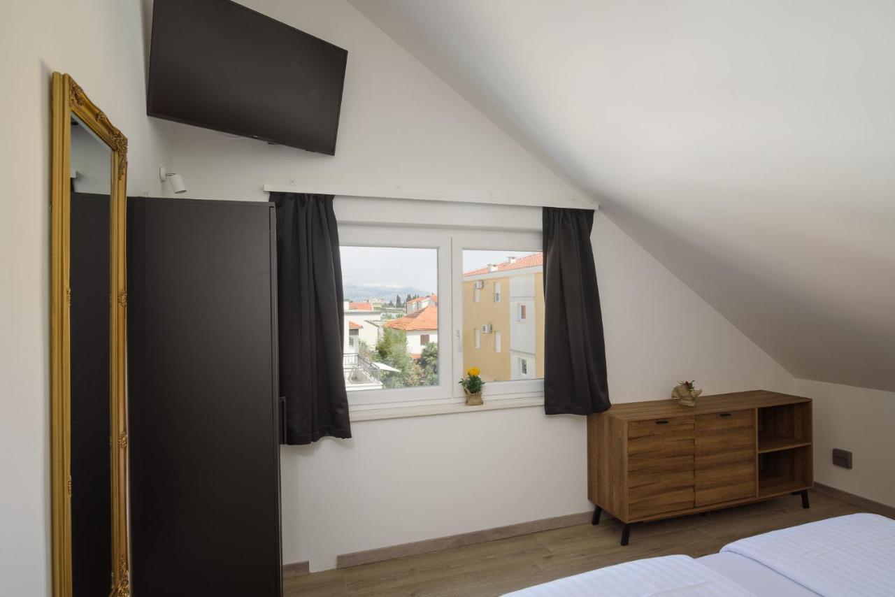 Vila White Trogir Exterior foto
